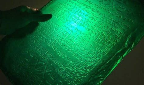 emerald tablet of hermes meaning|is the emerald tablet real.